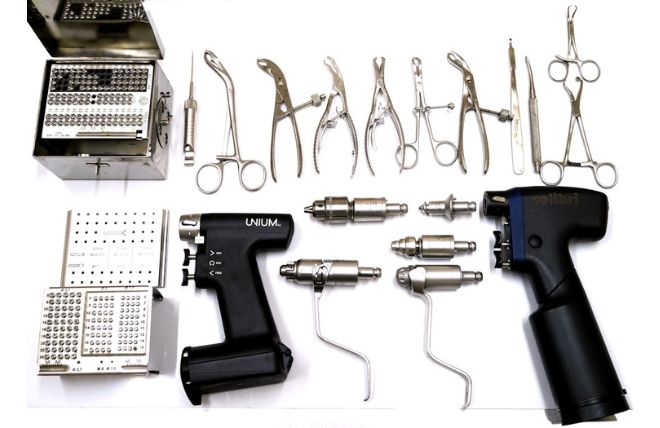 整形外科の器具 (一部)